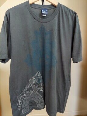 Paramount Apparel Men's Dark Gray Guitar Player Graphic Crew Neck T-Shirt Cotton